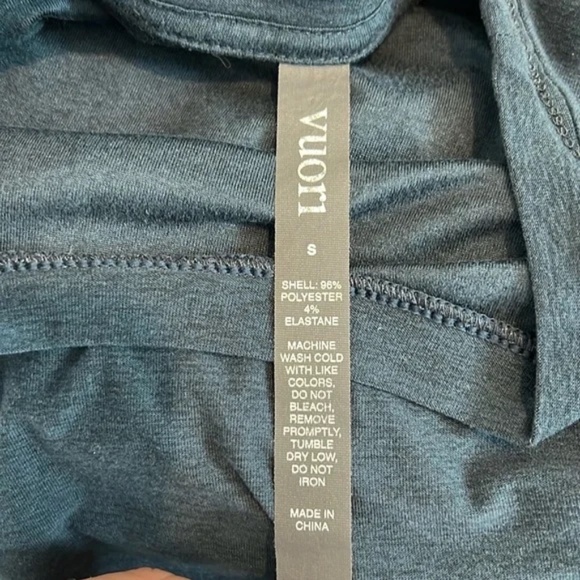 Vuori Men's Short Sleeve Tee - Dark Blue - Picture 4 of 8